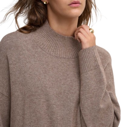 Only Camisola Mary High Neck Slit Knt Shaved Chocolate Melange Only Camisola Mary High Neck Slit Knt Shaved Chocolate Melange