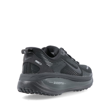 Nike Vomero 18 Black/black-dk Smoke Grey-lt Smoke Grey Nike Vomero 18 Black/black-dk Smoke Grey-lt Smoke Grey